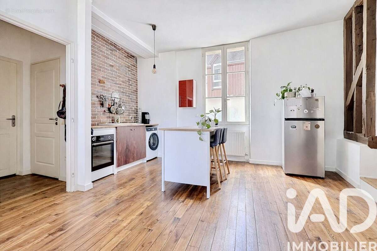 Photo 2 - Appartement à CHARTRES