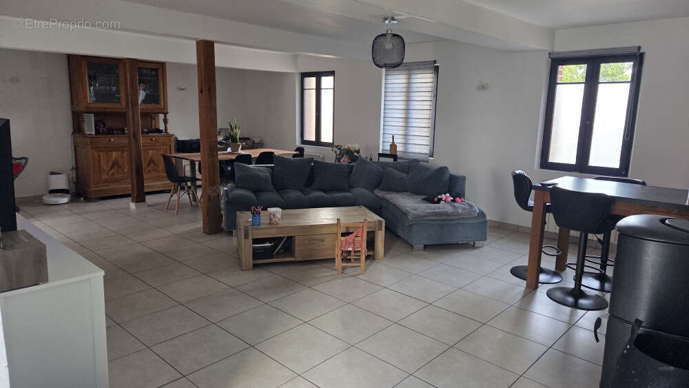 Maison à SAINT-MAURICE-D&#039;ETELAN