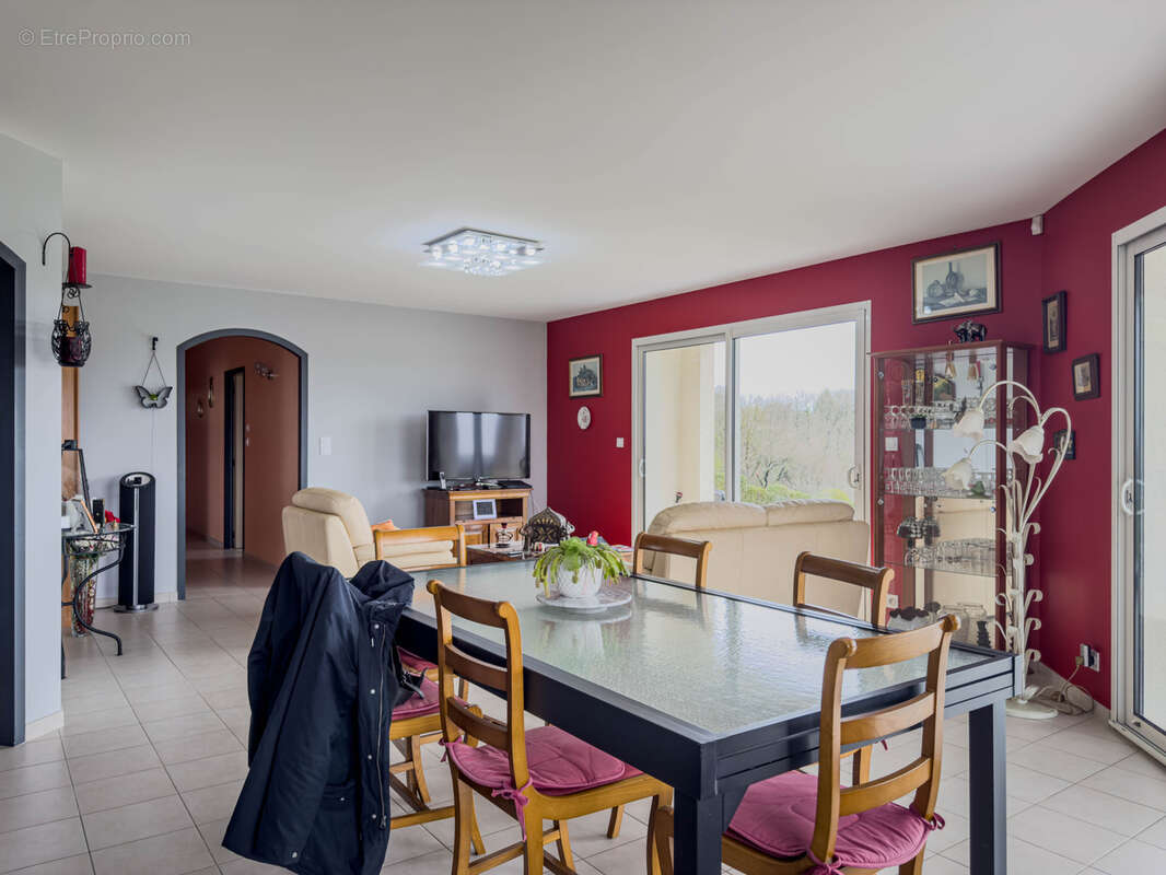 Maison à SAINT-PAUL-LIZONNE