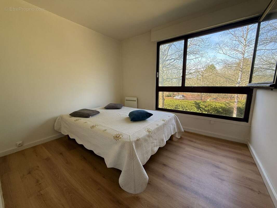 Appartement à LAMORLAYE