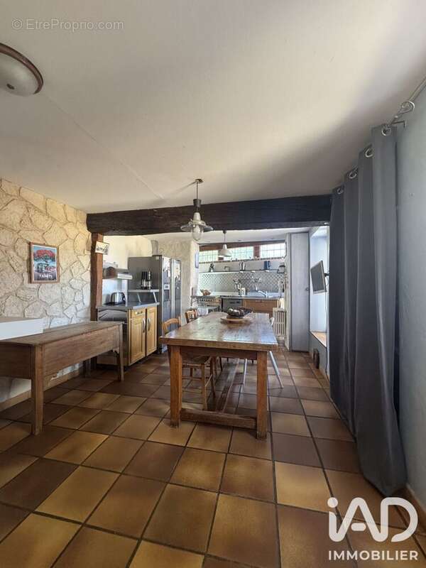 Maison 257 m² à Saint-Florent-Sur-Cher  - photo 7