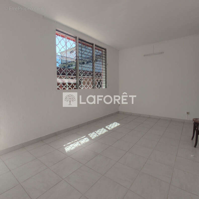 Maison à SAINTE-ROSE