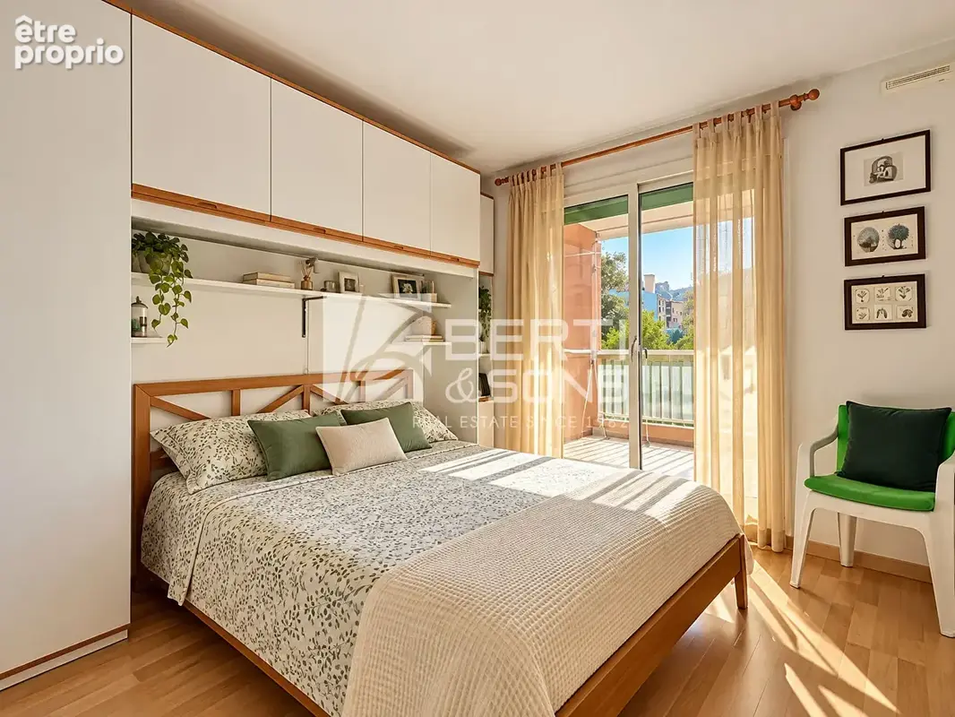 Theoule sur mer - 2 pieces au coeur du village - residence face a la plage - garage - photo 5
