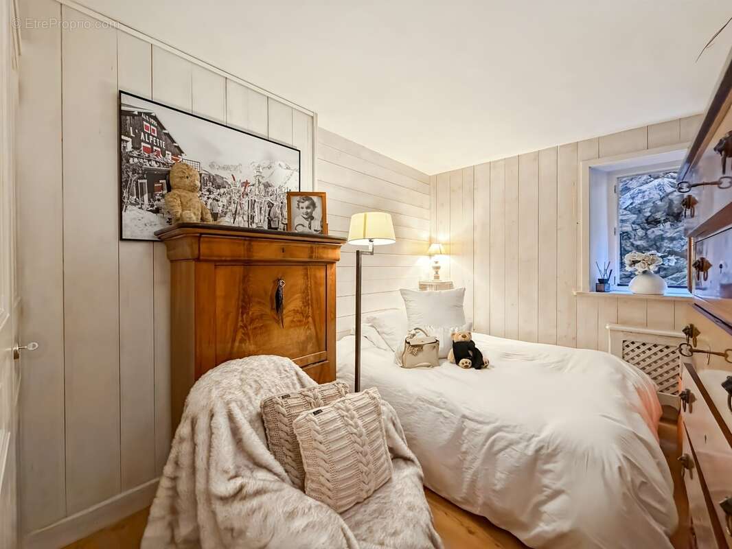 A VENDRE - Appartement T4 en rez de jardin - MEGEVE - photo 10