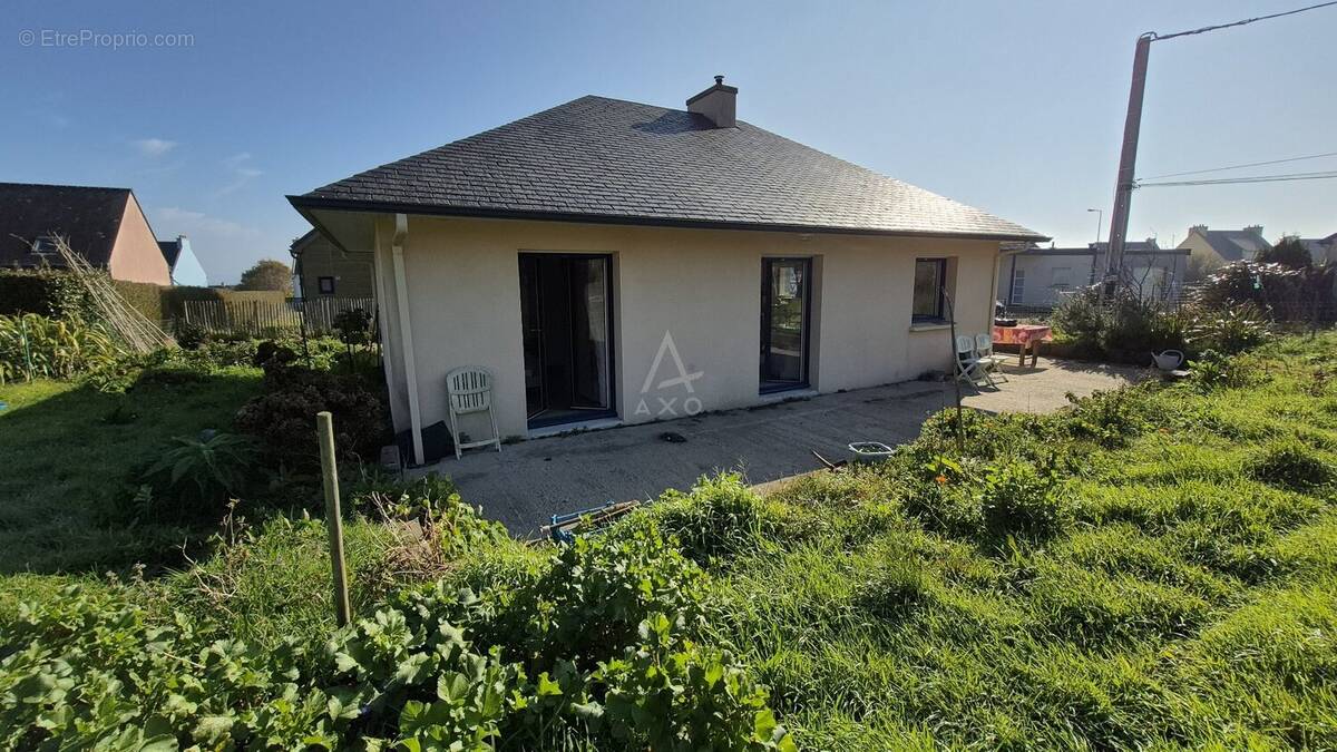 Maison à ROSCANVEL