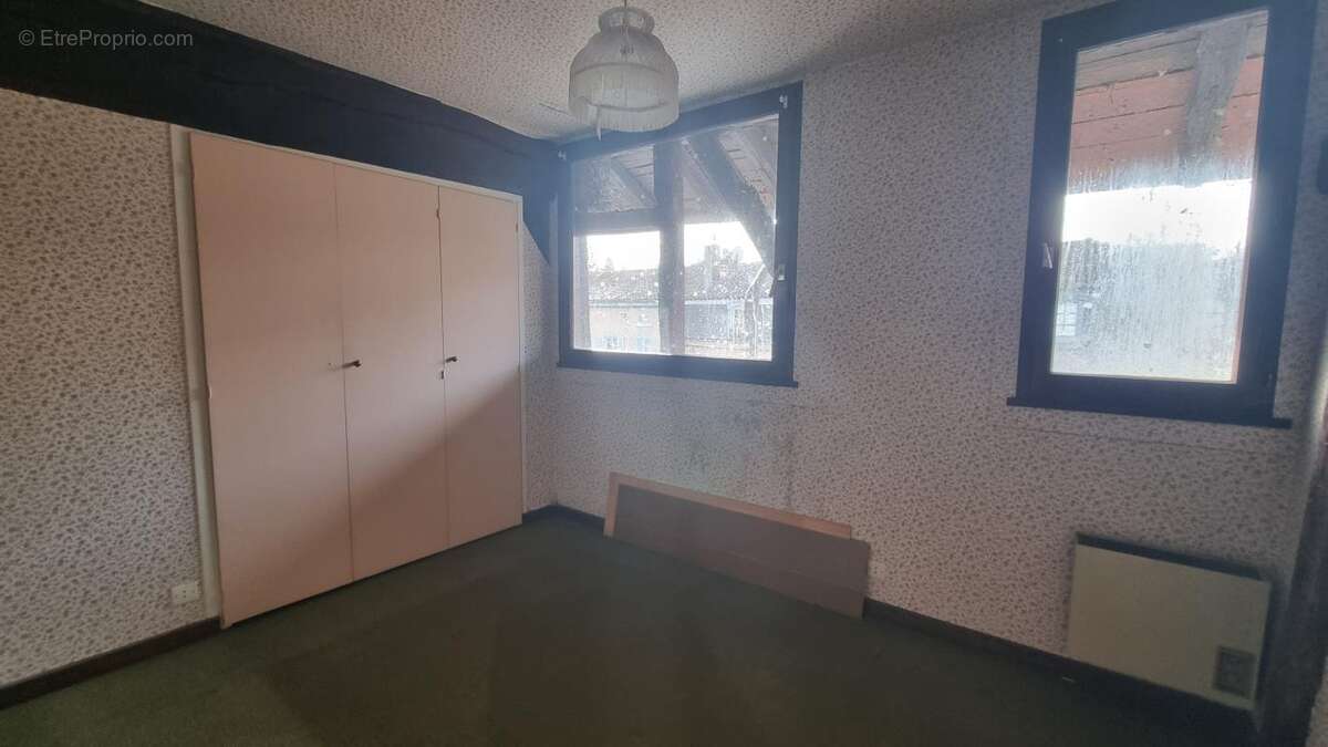 Appartement à CHATILLON-SUR-CHALARONNE