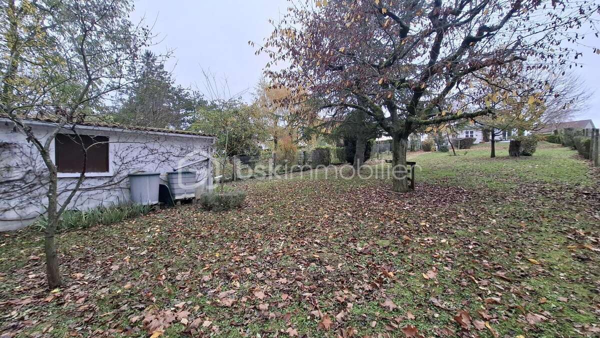 Maison à AUTRUY-SUR-JUINE