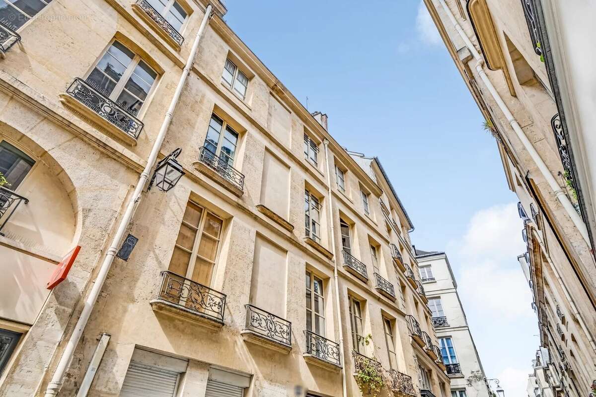 Appartement à PARIS-4E