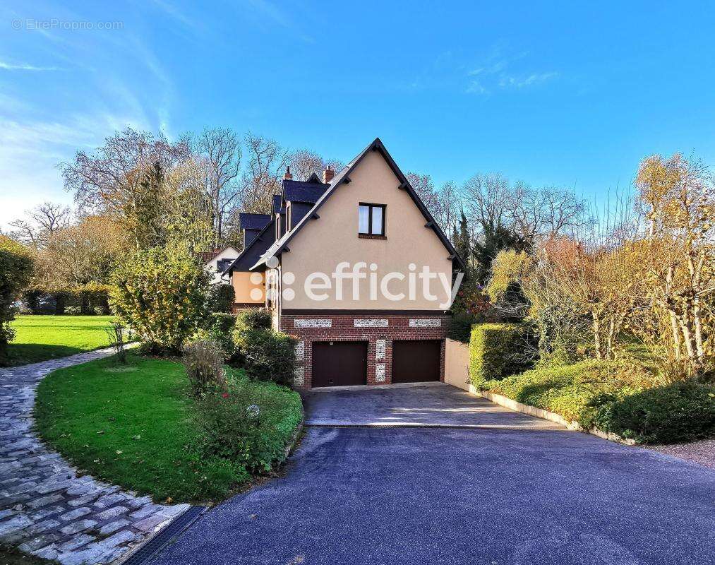 Maison 193 m² à Saint-Nicolas-D'aliermont  - photo 16