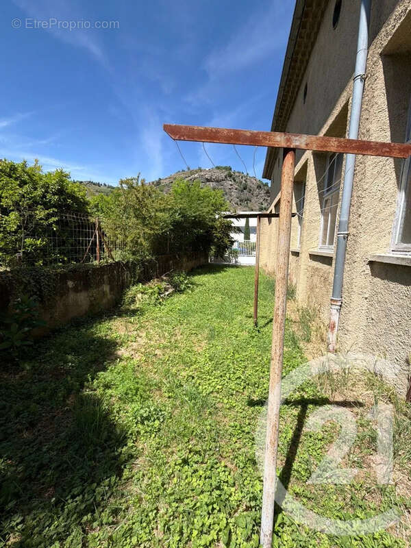 Maison à SARRAS