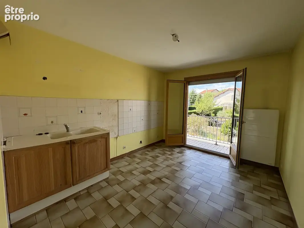 T4 de 86m2 avec terrasse et garage - photo 4
