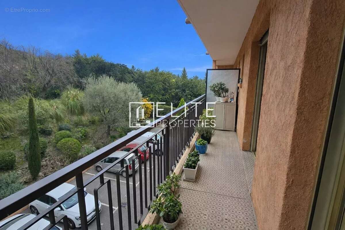 Appartement à VENCE