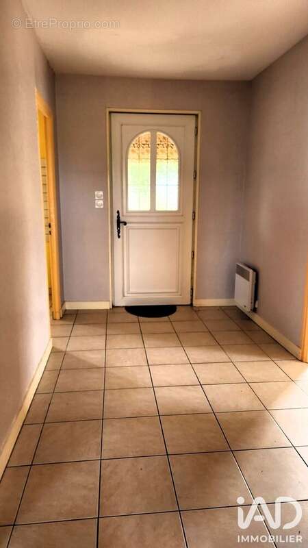 Maison 164 m² à Saint-Nexans  - photo 9