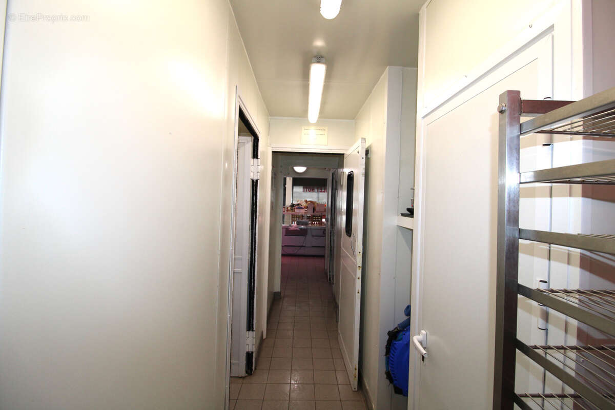 Commerce à MARSEILLE-11E