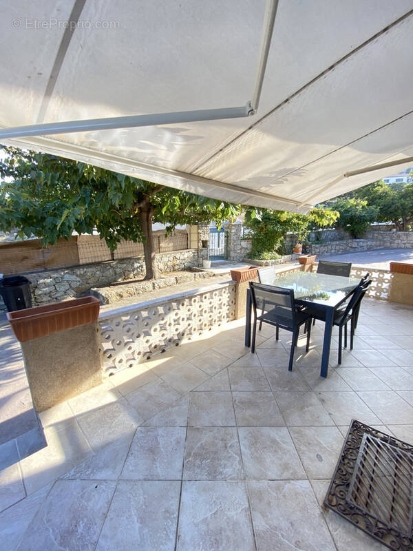 Appartement à L'ILE-ROUSSE