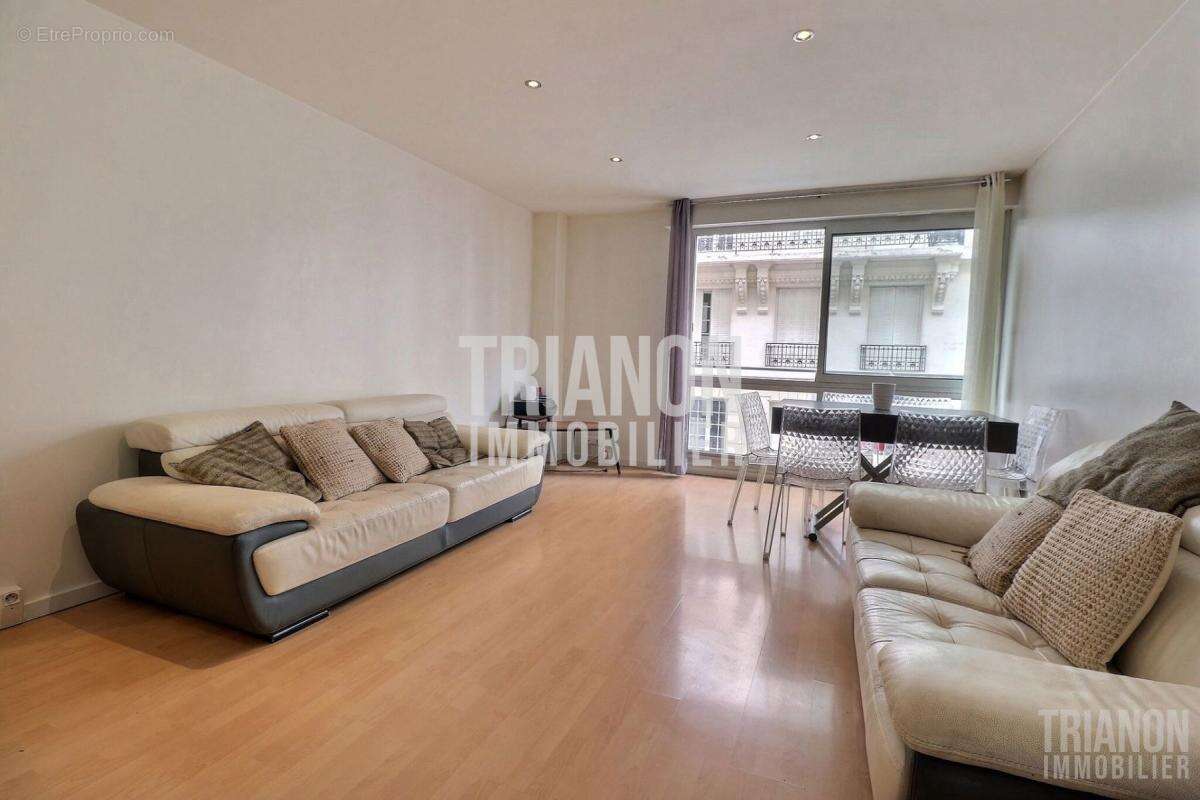 Appartement à LEVALLOIS-PERRET