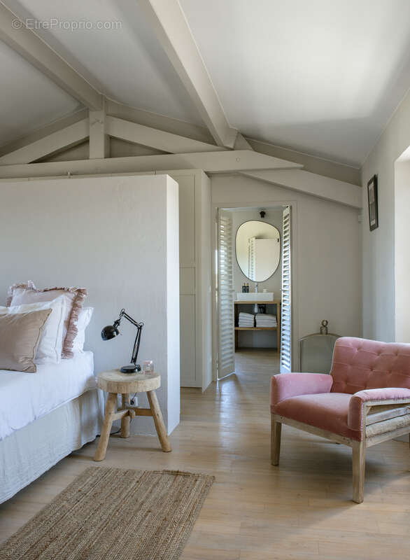 Maison à SAVIGNAC-SUR-LEYZE