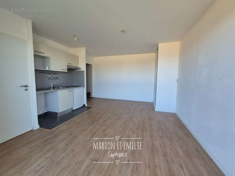 Appartement à vendre LA ROCHELLE - 1 chambre - balcon couvert - place de stationnement - photo 4