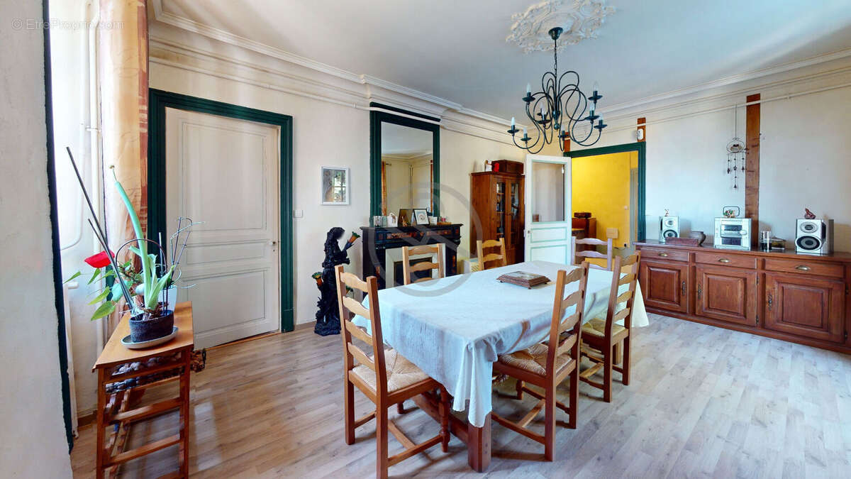 Maison  7 pièce(s) 220 m2 - photo 3