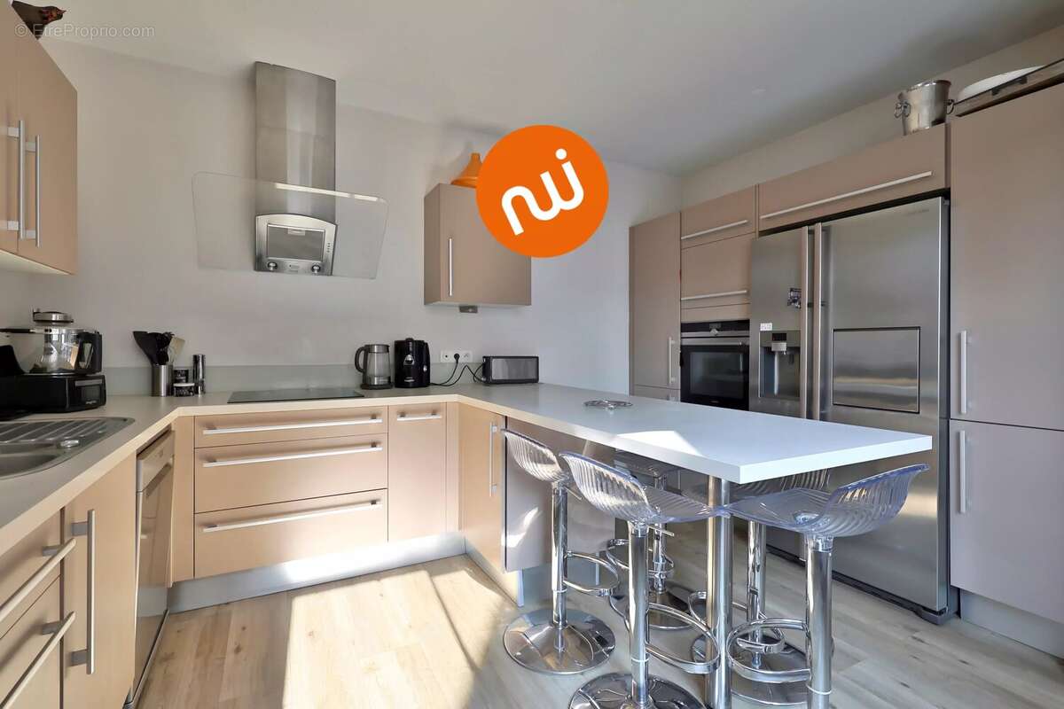 Appartement à TASSIN-LA-DEMI-LUNE