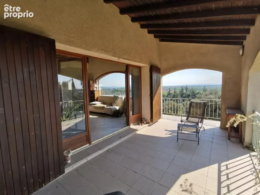 Propriété de caractère à Saint-Gilles avec vue panoramique sur les Alpilles - 350 m² sur 8 74 - photo 7