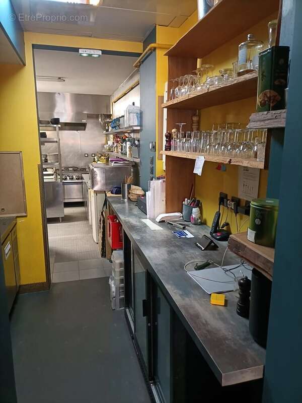 Commerce à PARIS-17E