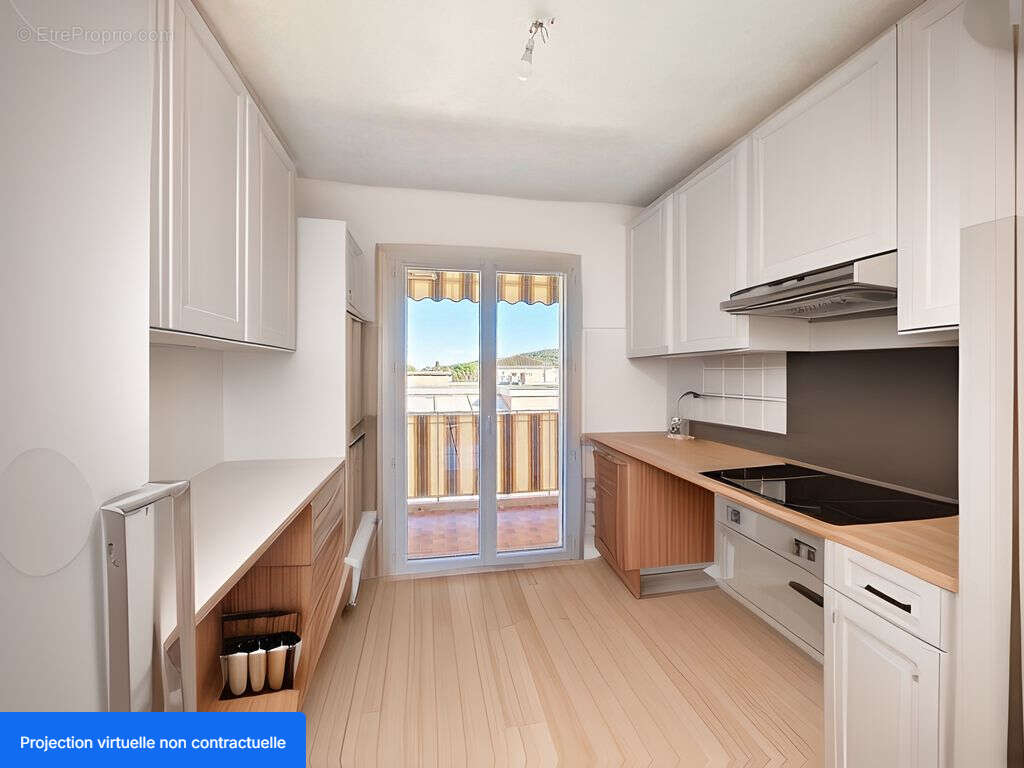 Appartement à SANARY-SUR-MER