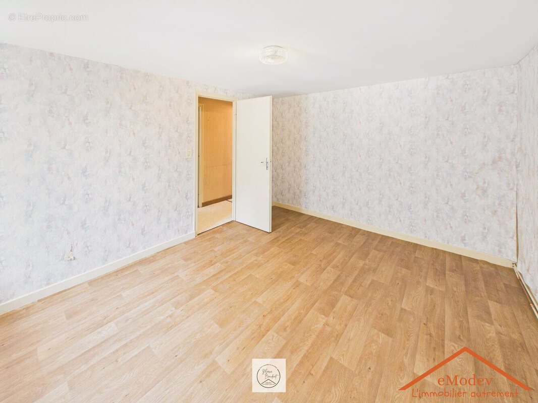Maison 122 m² à Le Val-D'ajol  - photo 6
