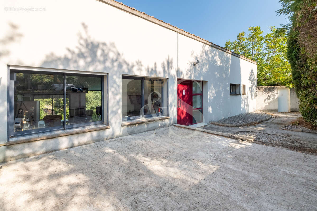 Maison à VAISON-LA-ROMAINE