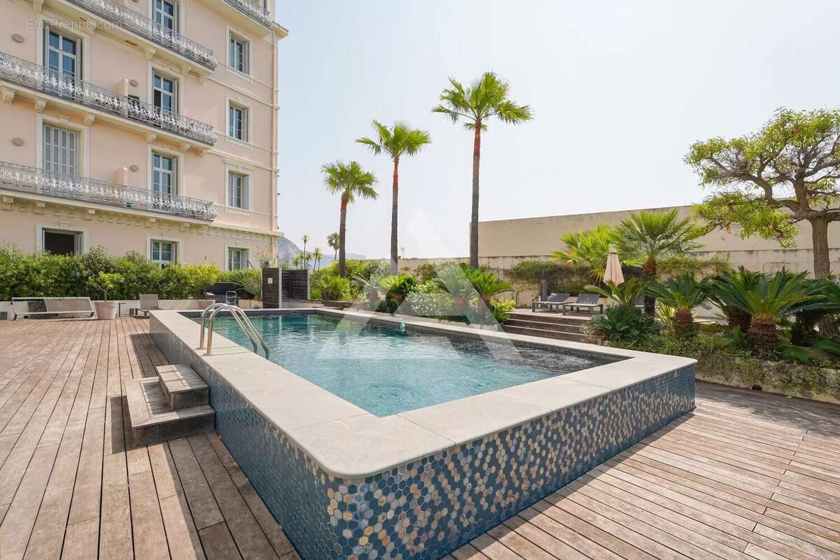 Appartement à BEAULIEU-SUR-MER