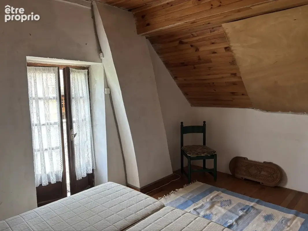 Voussac   Maison avec grande grange sur 3,89 hectares de terrain - photo 18