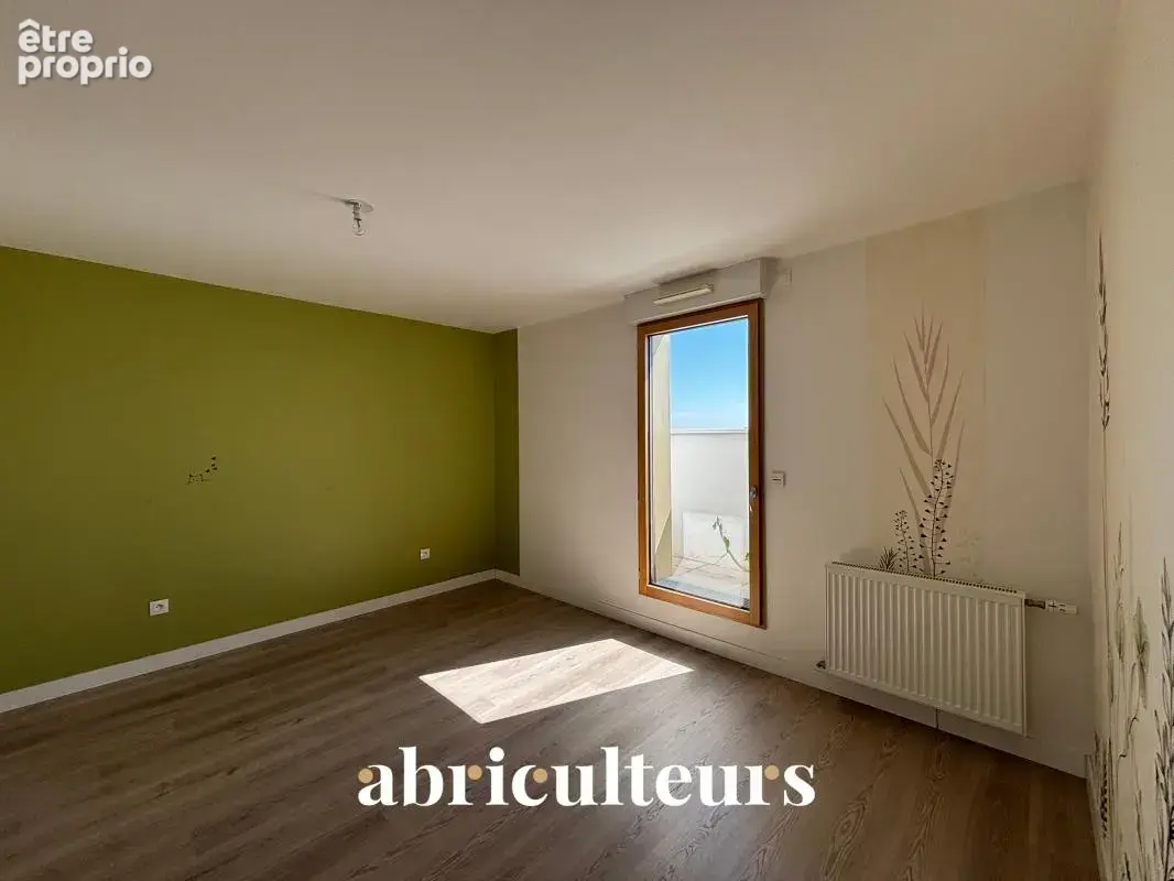 Vaste appartement de caractère 119 m² en immeuble d’architecte avec balcon et terrasse à Aubervilliers (93300) - photo 9