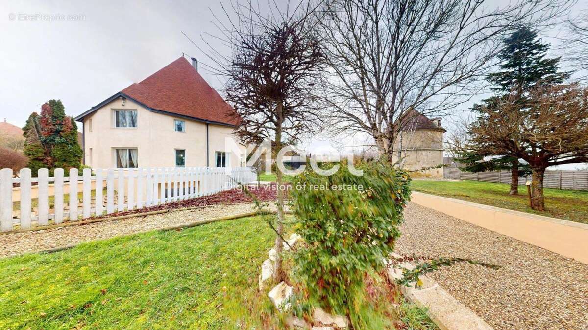 Maison à VENOY
