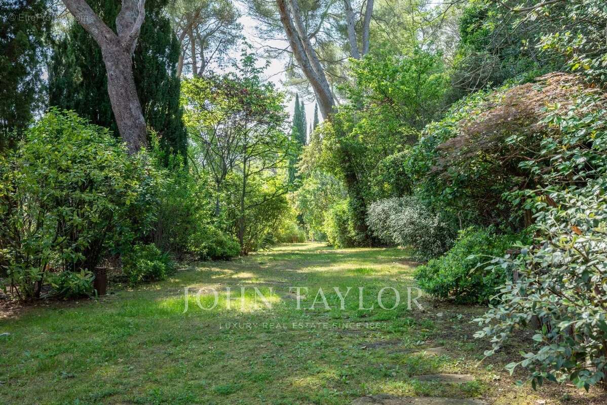 Maison à AIX-EN-PROVENCE