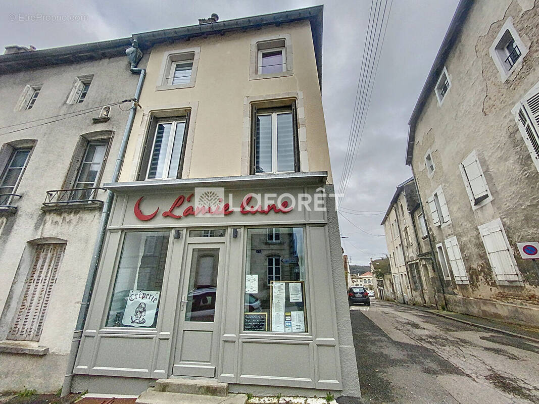 Appartement à NEUFCHATEAU