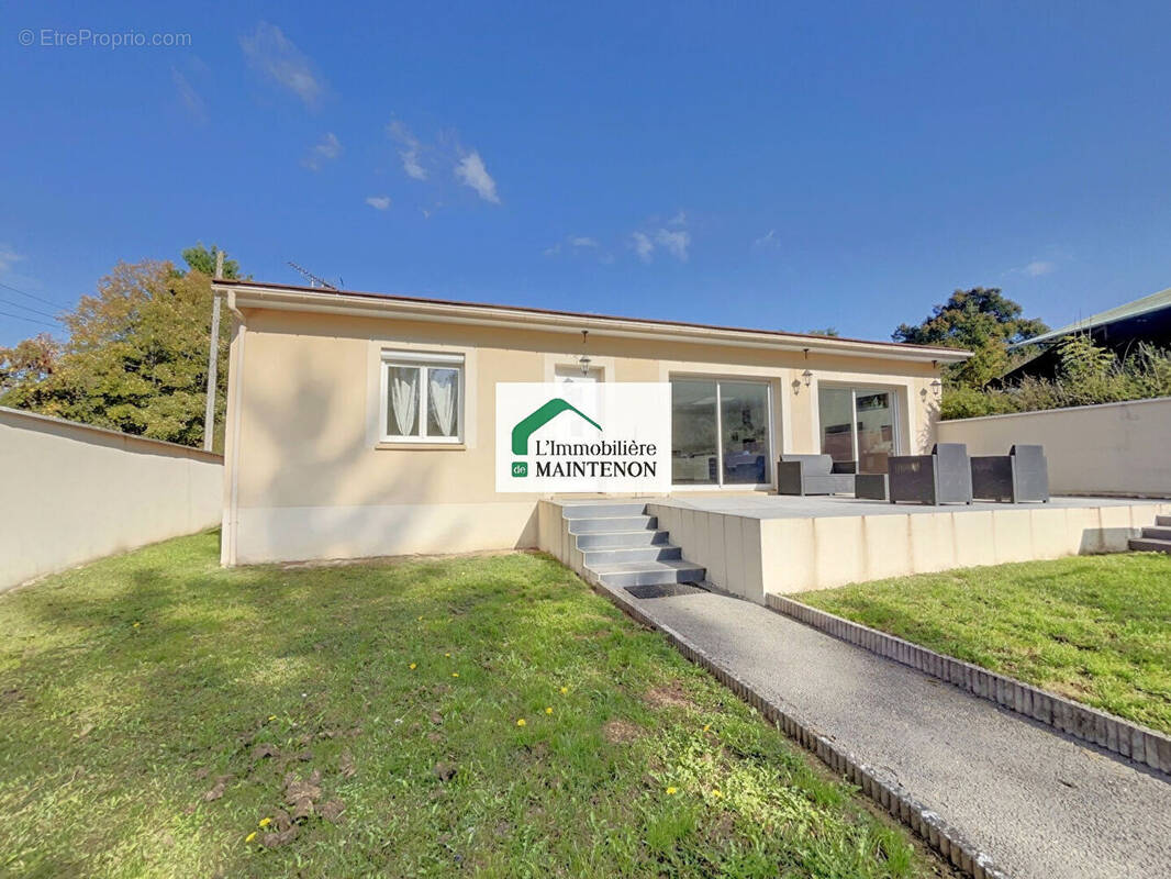 Maison à MAINTENON