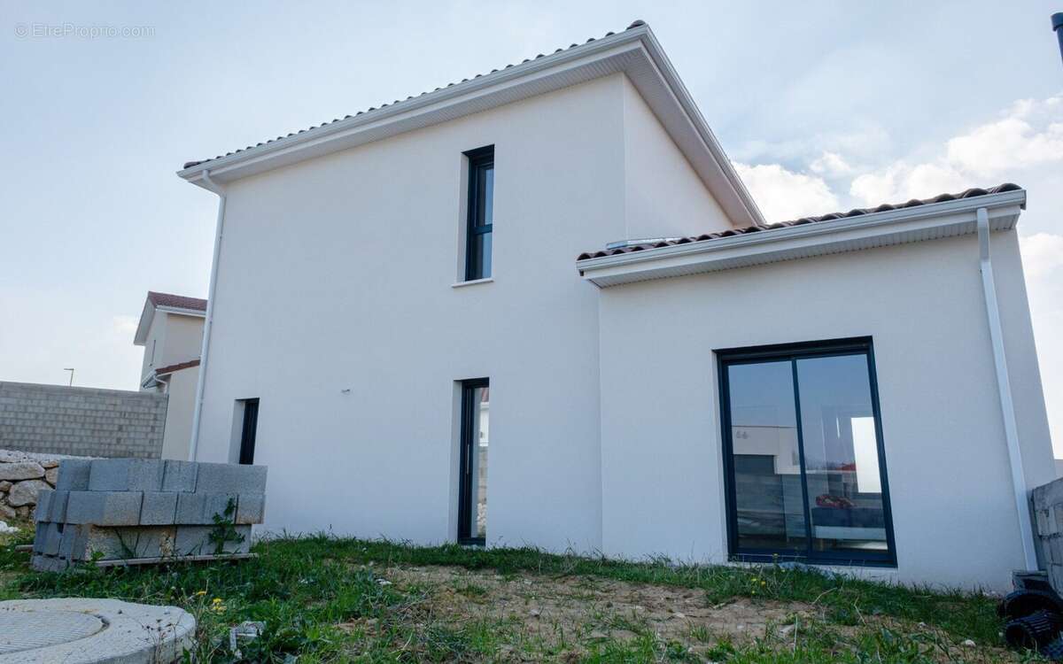 Maison à CHATUZANGE-LE-GOUBET