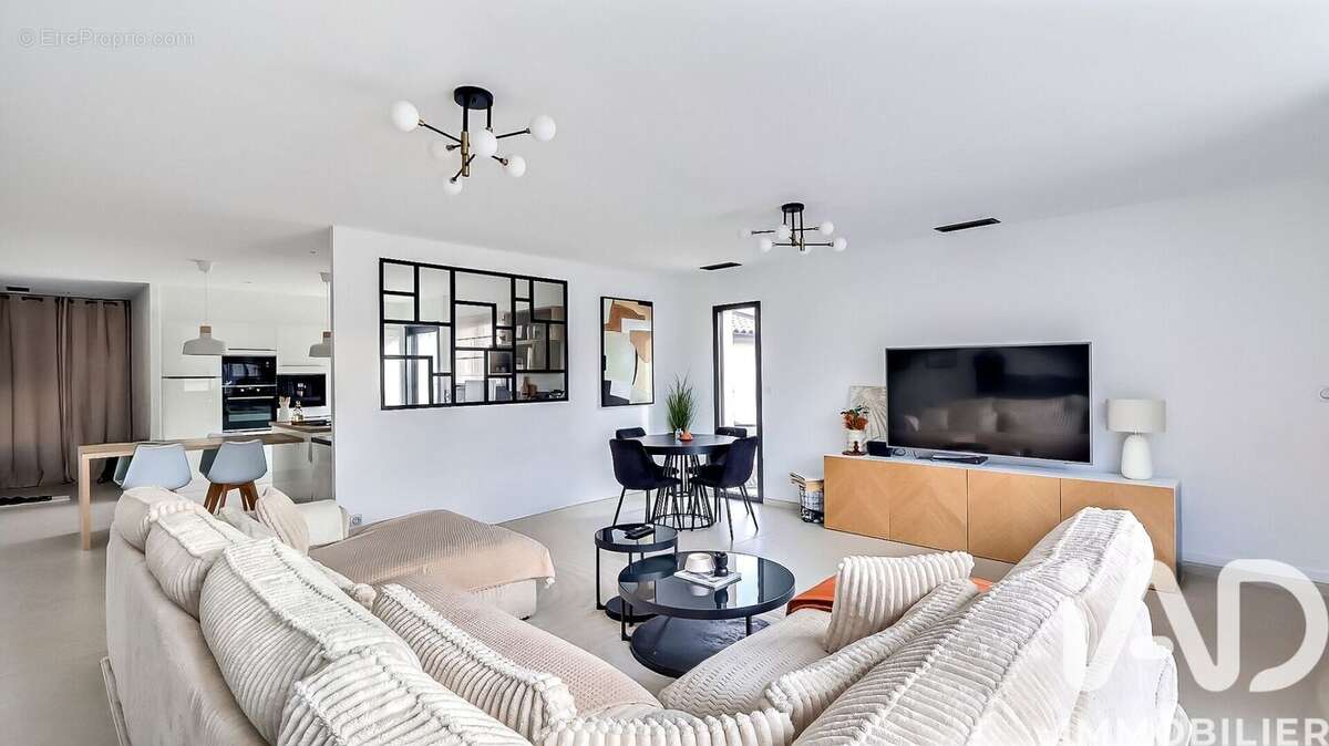 Photo 3 - Maison à BOUCOIRAN-ET-NOZIERES