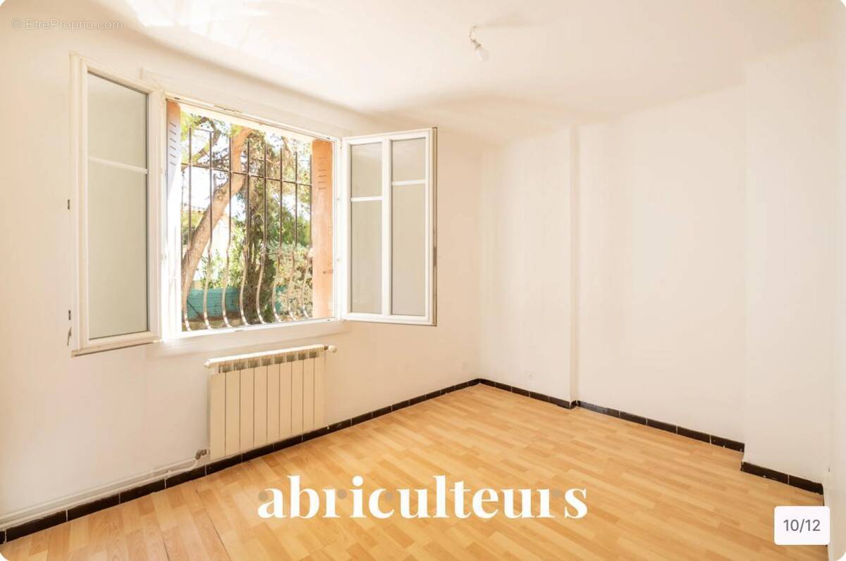 Appartement à MARSEILLE-12E