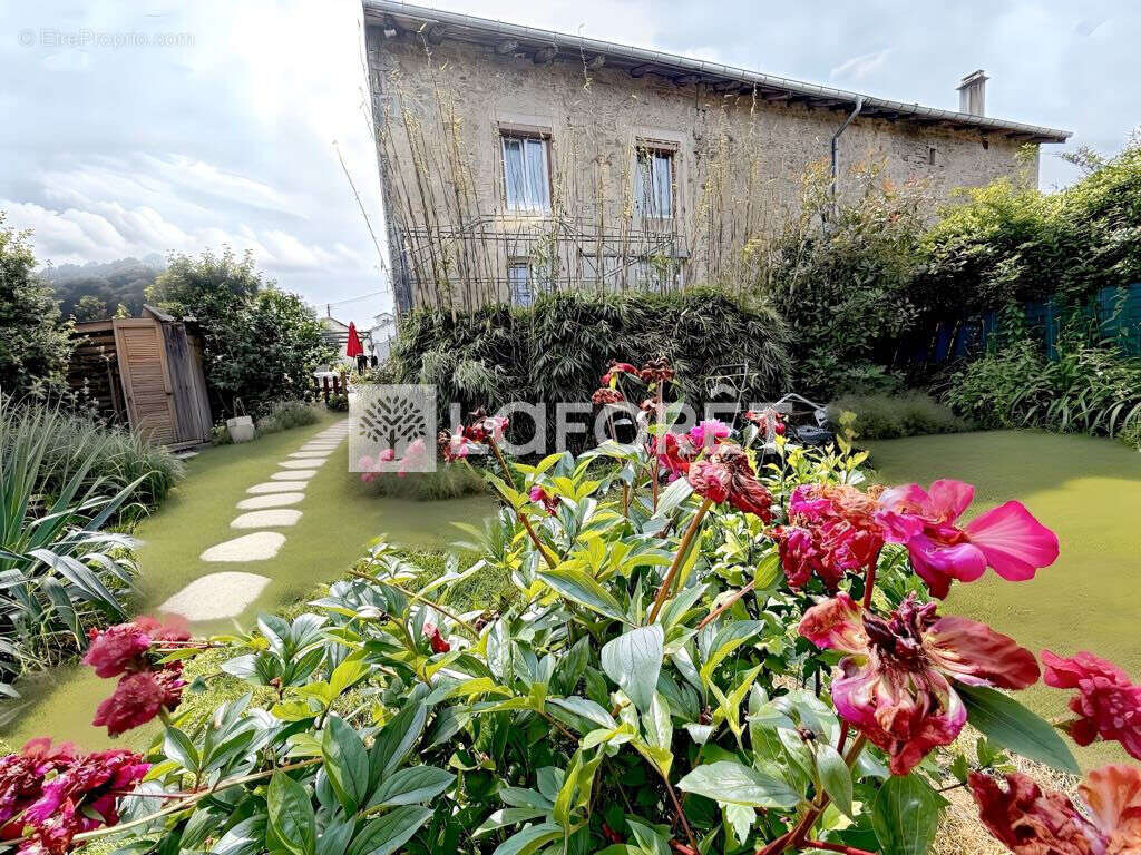 Maison à CHARMOIS-L&#039;ORGUEILLEUX