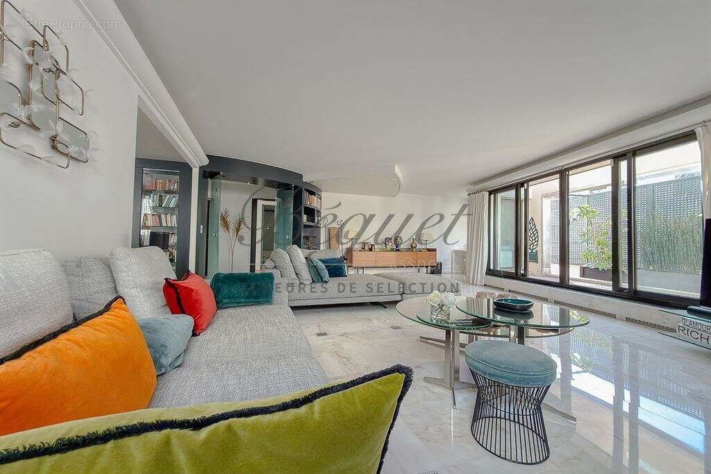 Appartement à BOULOGNE-BILLANCOURT