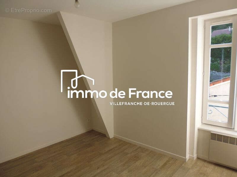Immeuble de rapport  333 m2+ jardin -5 logements - photo 10