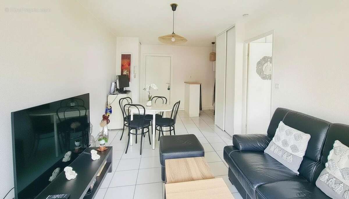 Photo 2 - Appartement à MONDONVILLE
