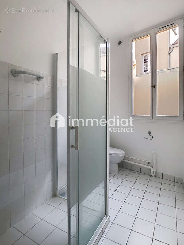 Appartement à RUEIL-MALMAISON