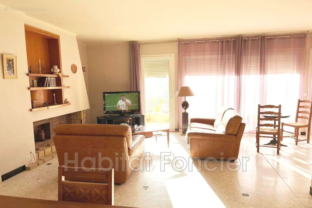 Maison à VILLELONGUE-DE-LA-SALANQUE