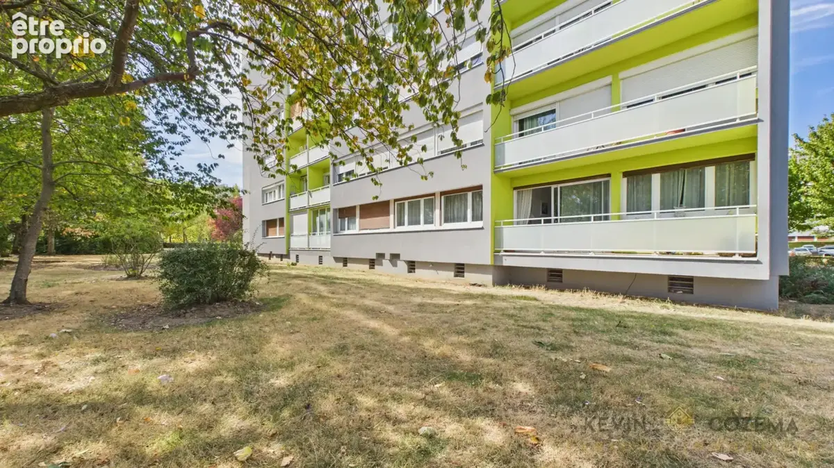 Appartement 3 pièces 74m2 avec balcon cave et place de parking ! - photo 11