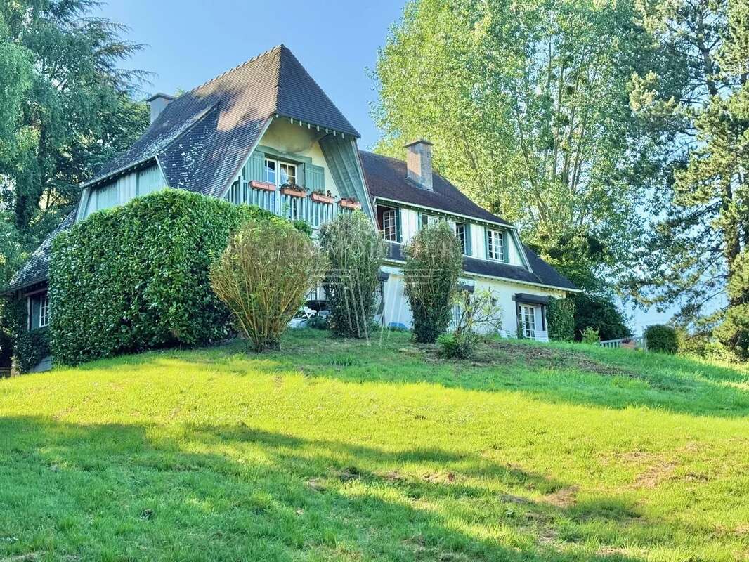 Maison à TROUVILLE-SUR-MER