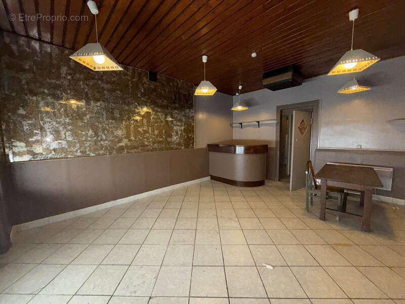 Commerce à SAINT-CLAUDE