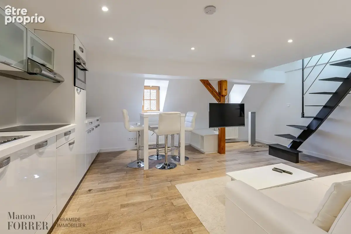 CO exclusivité  ! Superbe appartement de 133 m2 situé dans un immeuble en pierre de taille, Strasbourg - Carré - photo 6