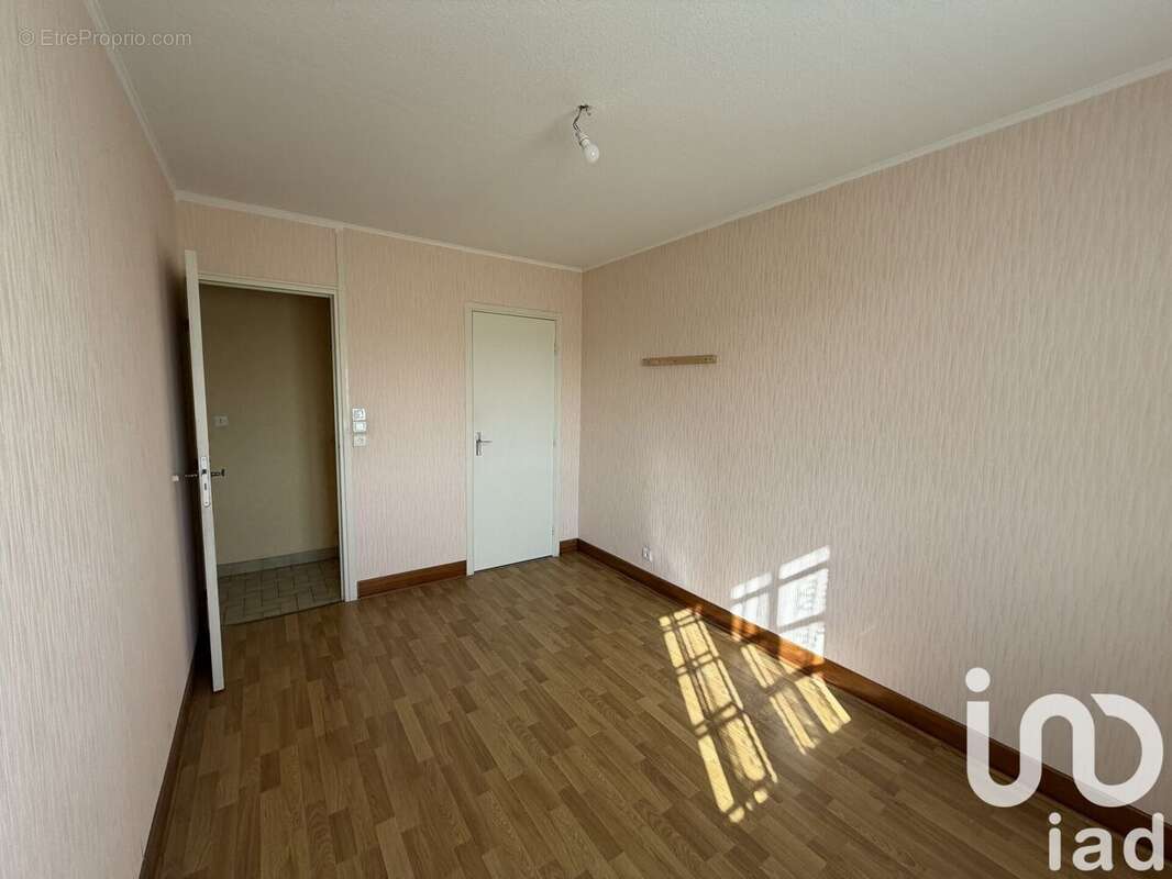 Photo 9 - Maison à ISSY-L'EVEQUE